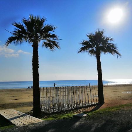Ithaki Phinikoudes Apartment No. 207 Larnaca Ngoại thất bức ảnh