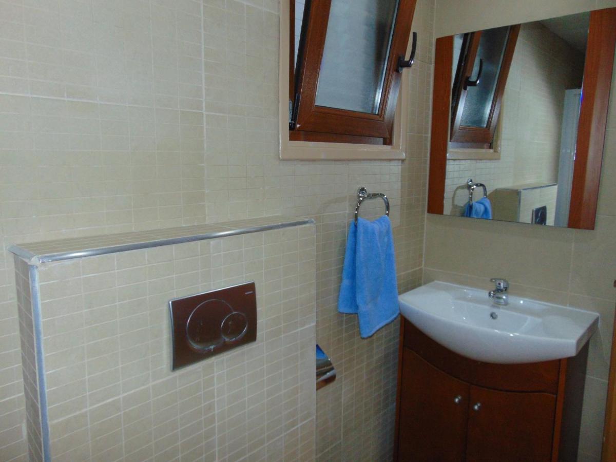 Ithaki Phinikoudes Apartment No. 207 Larnaca Phòng bức ảnh